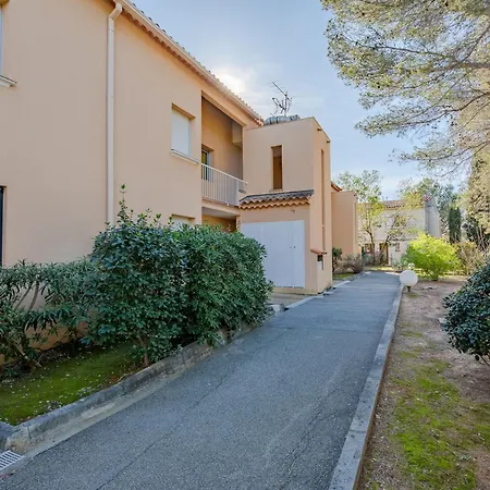 Apartman Les Calanques De Boulouris By Interhome Saint-Raphaël